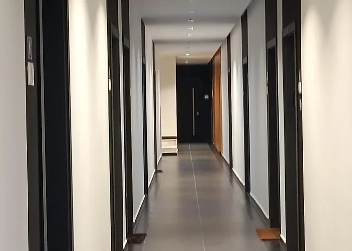 Square 21 Number 8 Apartament *